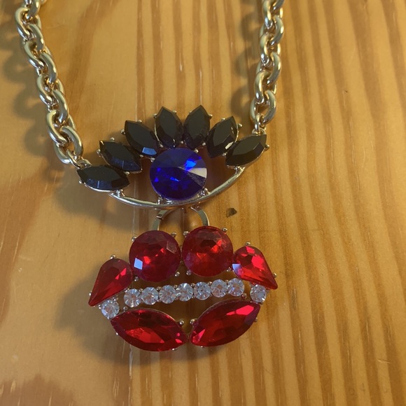 Aldo eye and lips necklace - Picture 2 of 2